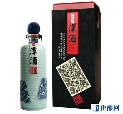 年份潭酒